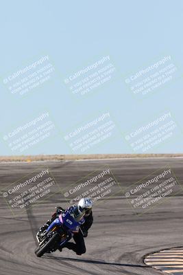 media/Jan-15-2026-Racers Edge (Thu) [[dfebeb70ab]]/3-B Group/Session 2 (Bowl Exit)/